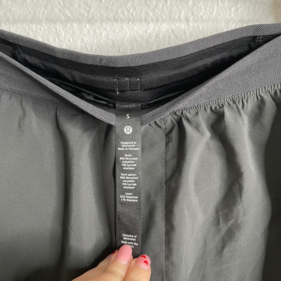 Lululemon Fast and Free High-Rise Classic-Fit Split Short 3" Inseam Gray Shorts - Picture 2 of 4